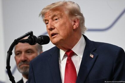 Trump mengenakan tarif baru sebesar 50% terhadap Kanada